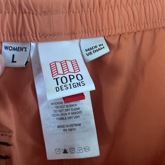Topo Designs Global Shorts - Picture 6 of 8